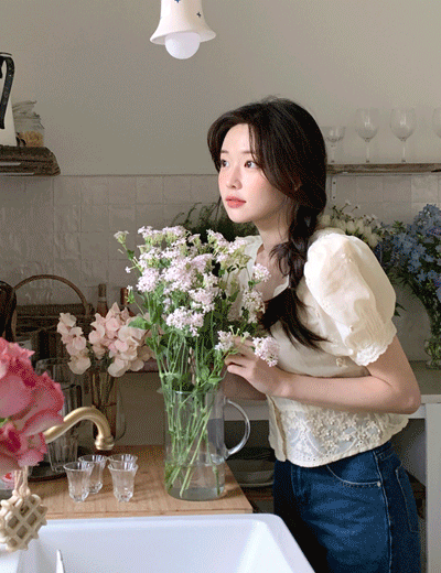 New5%.flower lace crop blouse ♡韓國女裝上衣