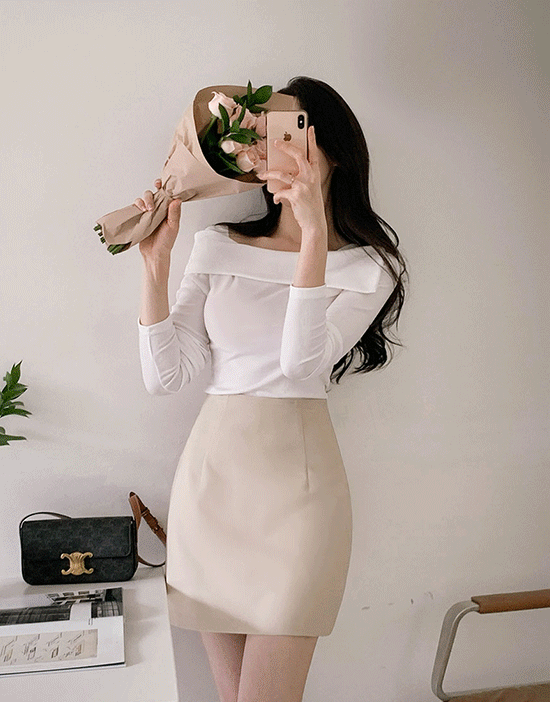 아레아 스퀘어 오프숄더티(여리핏/데이트룩/데일리룩)♡韓國女裝上衣